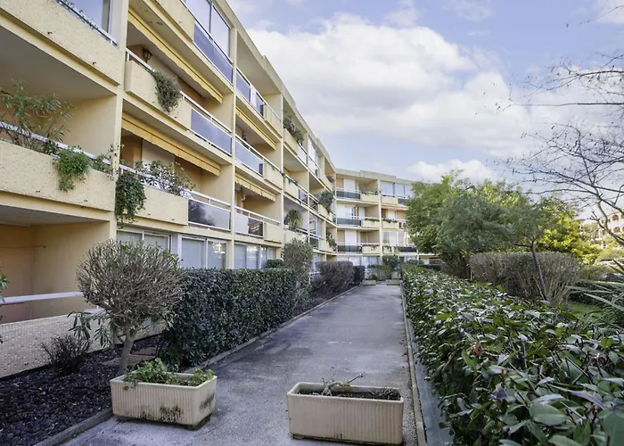 Cote D'azur-17 By Interhome Appartamento *